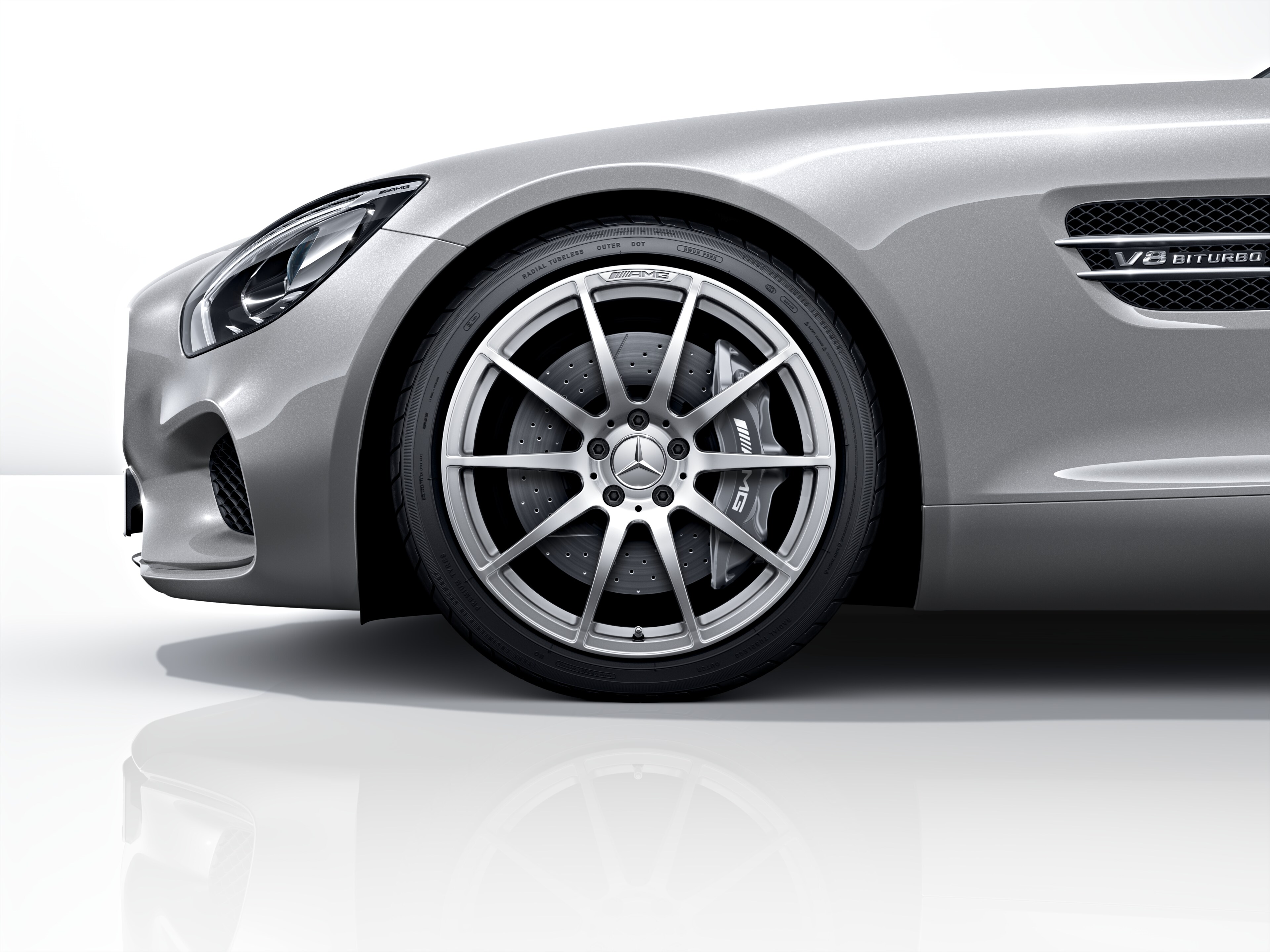 AMG Schmiederad im 10-Speichen-Design, 48,3 cm (19 Zoll) - 11 J x 19 ET 68, vanadiumsilber, glanzgedreht