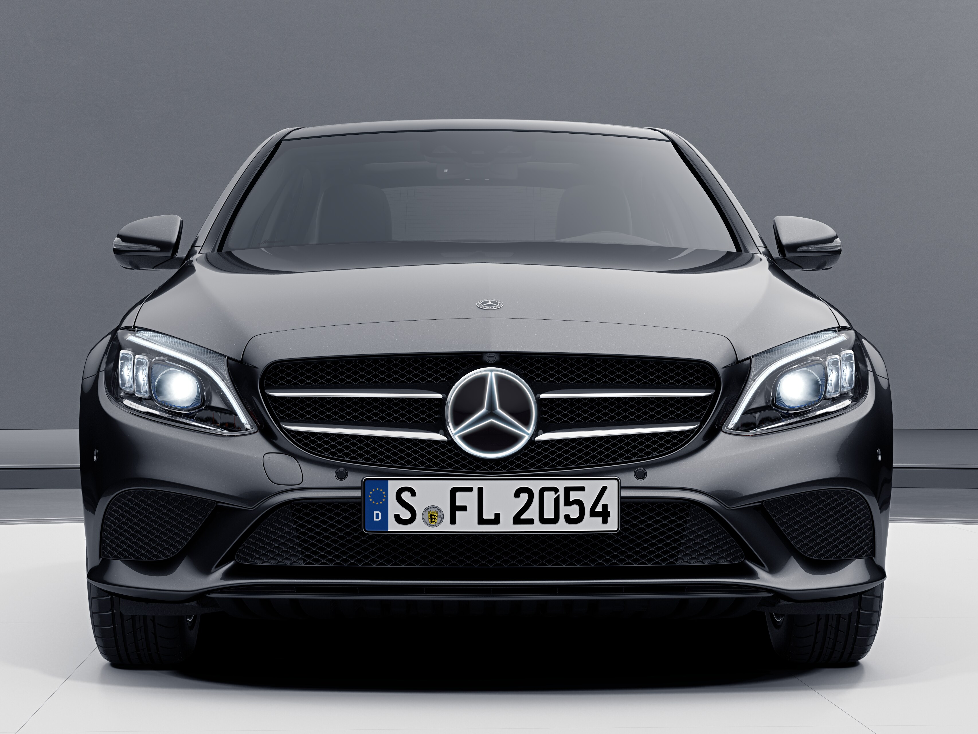 Mercedes Stern beleuchtet, Dekorteil - chrom