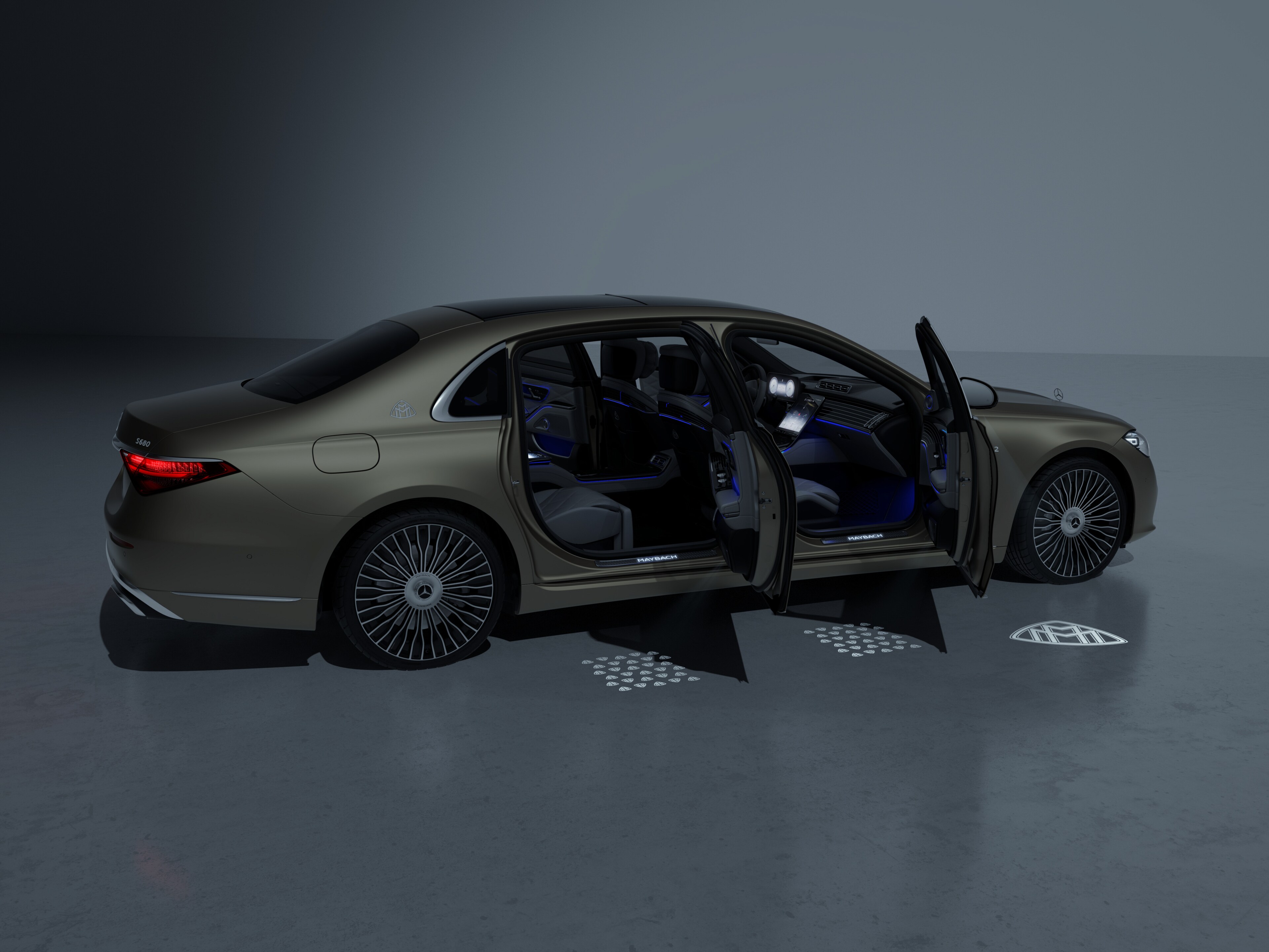 LCD-Projektor, mit animiertem Mercedes-Maybach Pattern - 1 Set
